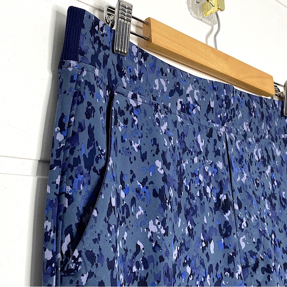 Athleta Blue Patterned Pants - Picture 5 of 12